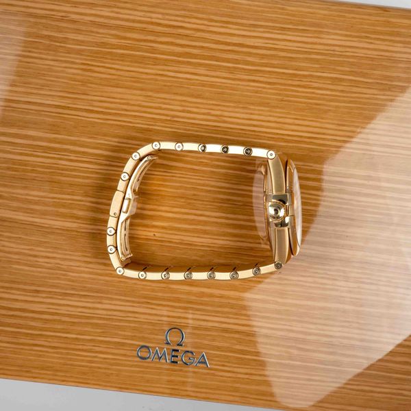 Omega Constellation Chronometer 123.50.38.21.02.001